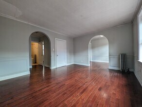 546 W Surf St, Unit 546.5-3N in Chicago, IL - Building Photo - Building Photo