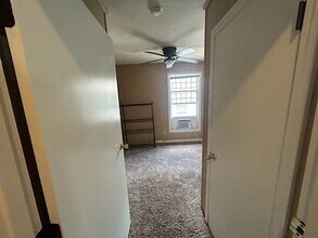 1351 College St in Bowling Green, KY - Building Photo - Building Photo