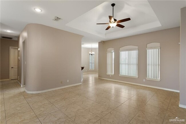 1715 Inez Ave in Edinburg, TX - Building Photo - Building Photo