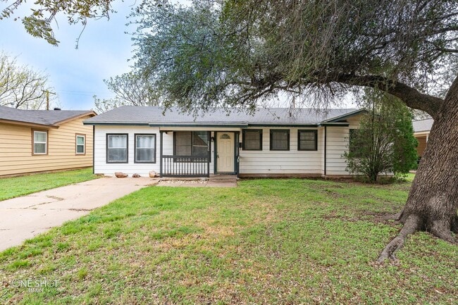 property at 2426 S 40th St