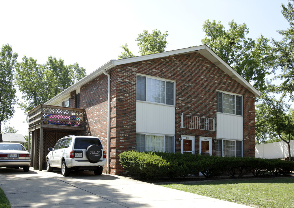 Cottage Apartments in Arnold, MO - Building Photo