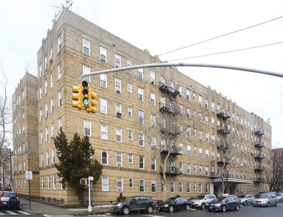 70 Dahill Rd in Brooklyn, NY - Foto de edificio