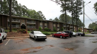 North Hampton Apartments in Raleigh, NC - Foto de edificio - Building Photo