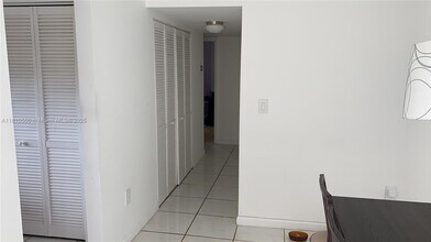 9411 SW 4th St, Unit 306 in Miami, FL - Building Photo - Building Photo