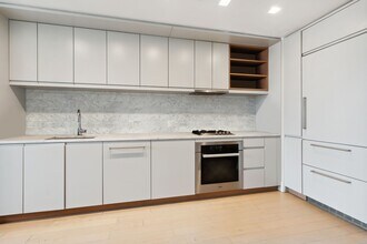 550 Vanderbilt Ave in Brooklyn, NY - Foto de edificio - Building Photo