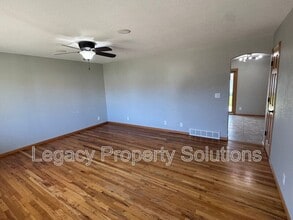 1832 Assumption Dr in Bismarck, ND - Building Photo - Building Photo