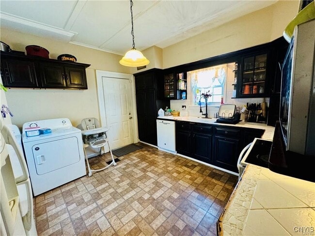 property at 436 S Massey St