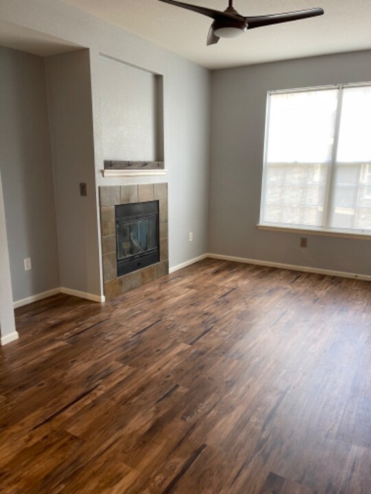 9142 Lodestar Ln in Parker, CO - Building Photo
