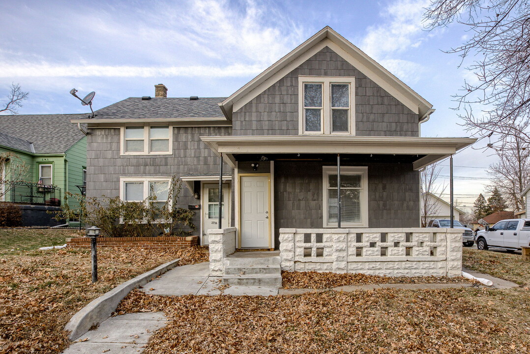 3716 T St in Omaha, NE - Foto de edificio