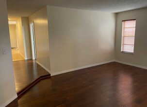 6242 NW 1st St in Margate, FL - Building Photo - Building Photo