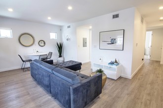 Pacifico Apartments in Santa Monica, CA - Building Photo - Building Photo