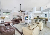 3791 Lakemont Dr in Bonita Springs, FL - Foto de edificio - Building Photo