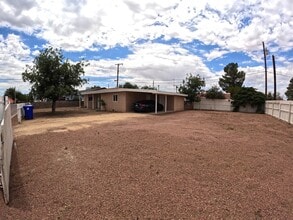 1417 N 5th St in Las Cruces, NM - Building Photo - Building Photo