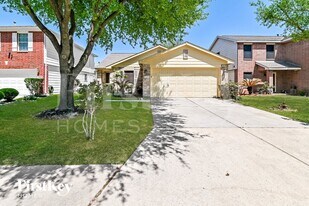 15114 Blue Creek Ranch Dr in Houston, TX - Building Photo