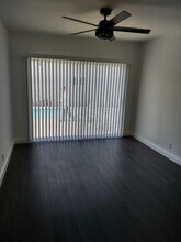 18318 Gresham St in Northridge, CA - Building Photo - Building Photo