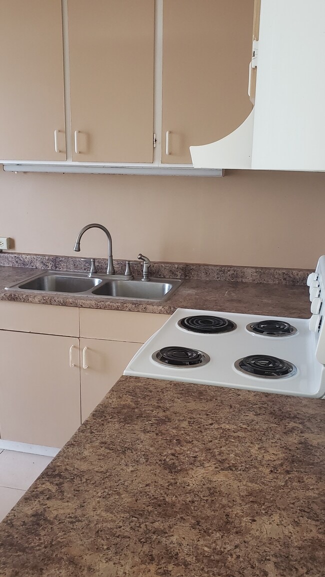 95-061 Waikalani Dr, Unit #D1103 in Mililani, HI - Building Photo - Building Photo