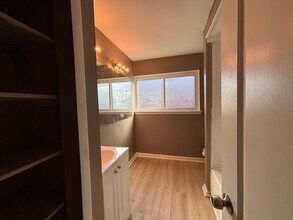 20221 Tireman Ave in Detroit, MI - Building Photo - Building Photo