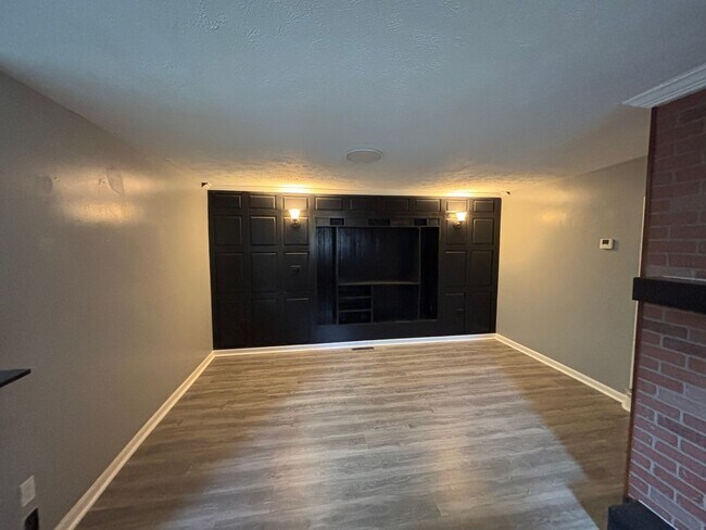 102 Eads St in Pittsburgh, PA - Building Photo - Building Photo