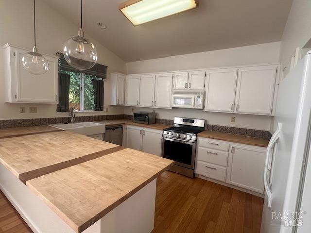 property at 706 Clifton Way