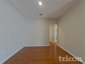 5113 Alderbrook Pl in Land O Lakes, FL - Building Photo - Building Photo