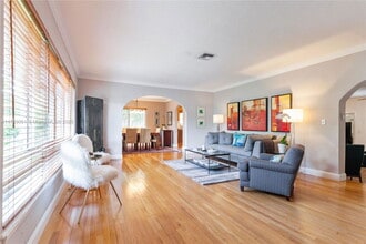 7311 NE 8th Ave in Miami, FL - Building Photo - Building Photo