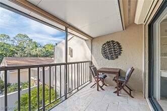 15330 Cedarwood Ln in Naples, FL - Building Photo - Building Photo