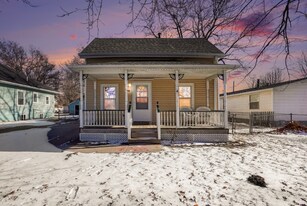 92 S Clarkson St in Fremont, NE - Building Photo