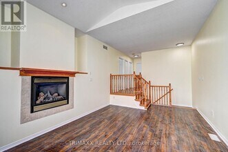 419 Tealby Crescent in Waterloo, ON - Building Photo - Building Photo