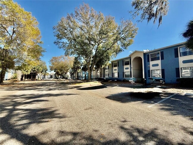 property at 2507 N Alafaya Trail
