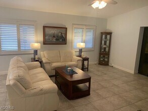 5829 Wild Fig Ln in Ft. Myers, FL - Building Photo - Building Photo