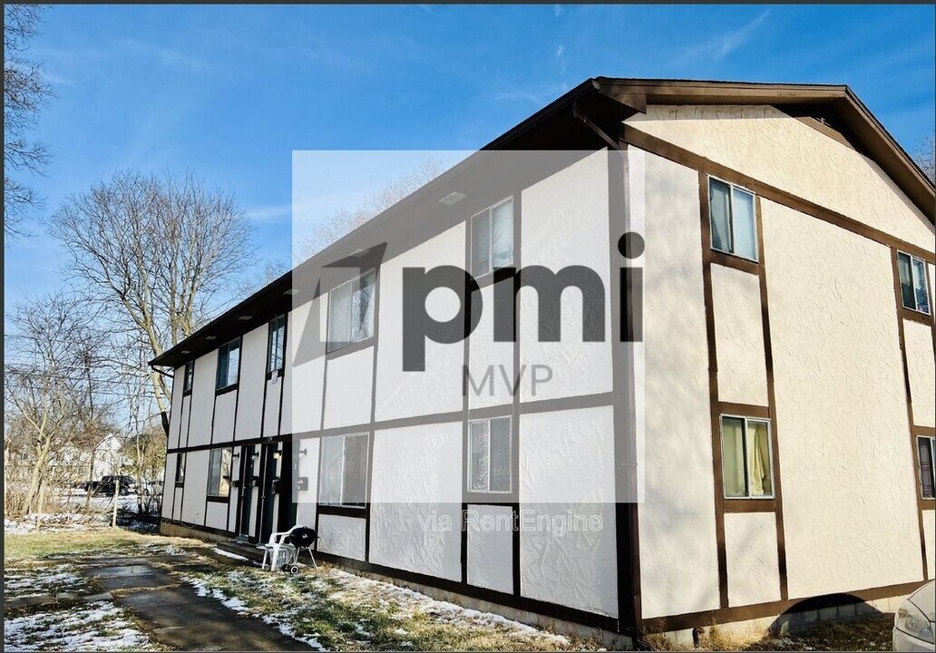 828 Whitethorne Ave in Columbus, OH - Building Photo