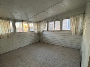 222 N Dubuque St in Iowa City, IA - Building Photo - Building Photo