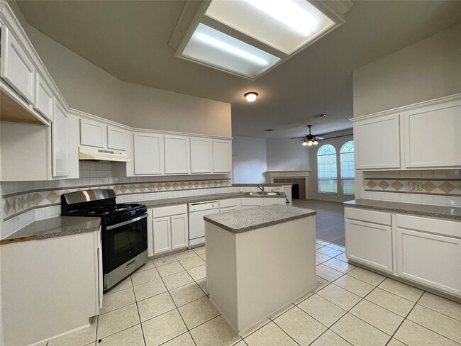 property at 5822 Carta Valley Ln