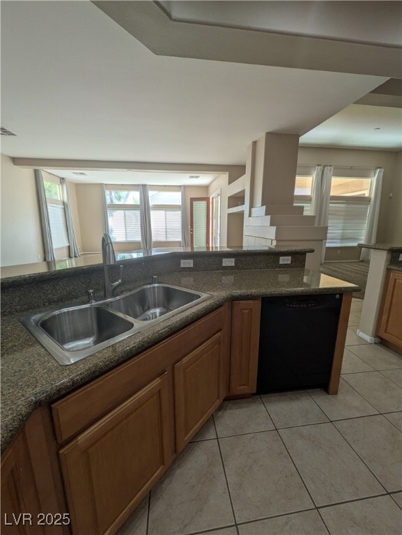 property at 6124 Braeside Ct