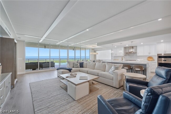 13945 Old Coast Rd in Naples, FL - Building Photo - Building Photo