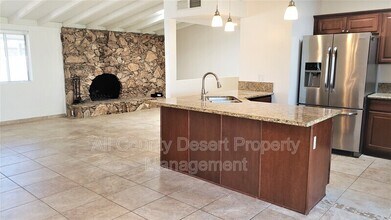 72891 Sierra Vista Dr in Palm Desert, CA - Building Photo - Building Photo