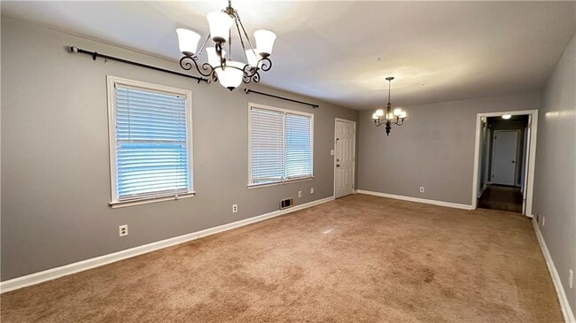 364 Navarre Dr in Stone Mountain, GA - Building Photo - Building Photo