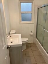 785 N Victoria Dr in Orange, CA - Building Photo - Building Photo