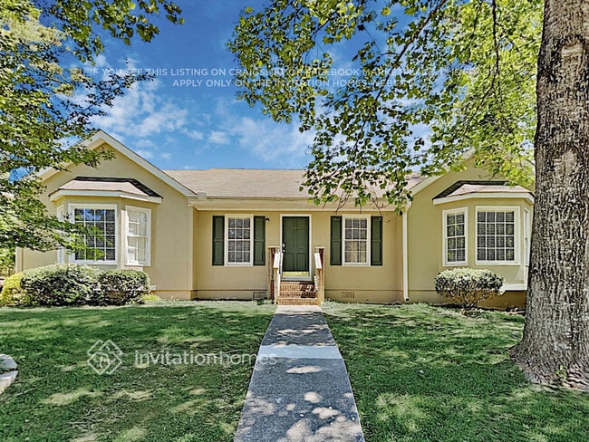 property at 1555 Pine Creek Way NE