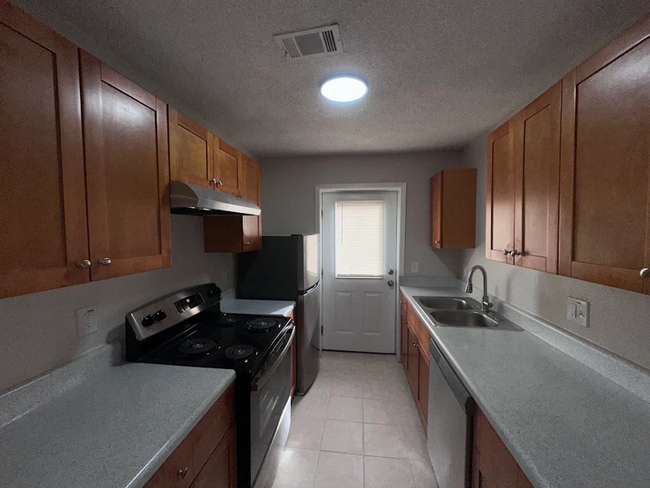 207 South Ave SE in Atlanta, GA - Foto de edificio - Building Photo