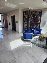 8301 NW 41st St in Doral, FL - Building Photo - Building Photo