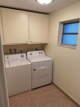 2142 Nova Village Dr in Davie, FL - Building Photo - Building Photo
