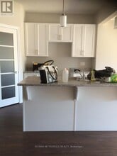 38 Ledgerock Ct in Quinte West, ON - Building Photo - Building Photo