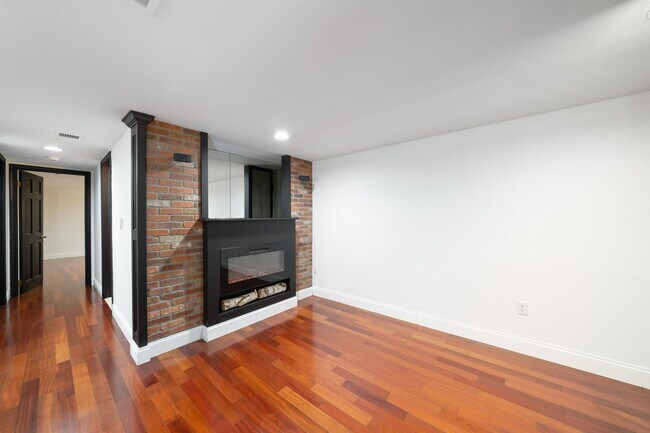 344 Paterson Plank Rd in Jersey City, NJ - Building Photo - Building Photo
