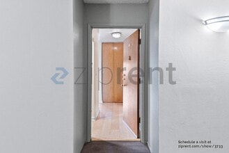 955 Shorepoint Ct in Alameda, CA - Building Photo - Building Photo