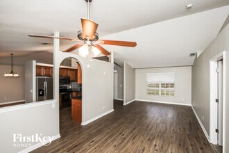 1278 Ashboro Cir SE in Palm Bay, FL - Foto de edificio - Building Photo