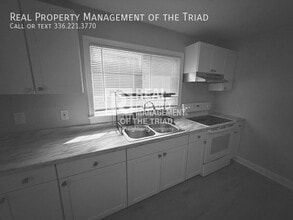 828 Circle Dr in High Point, NC - Building Photo - Building Photo