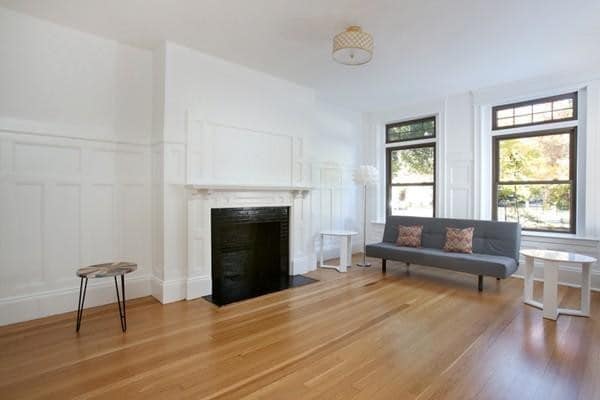1805 Beacon St, Unit 1 in Brookline, MA - Foto de edificio - Building Photo