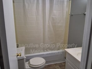 1178 Lois Ln in Radcliff, KY - Building Photo - Building Photo