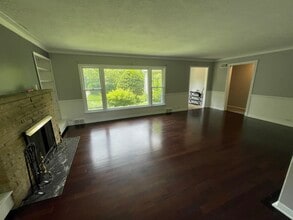 836 W Everett Rd in Lake Forest, IL - Building Photo - Building Photo
